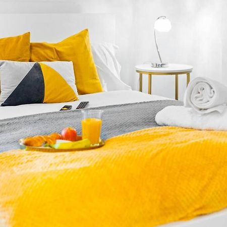 Stylish 2 Bedroom Apartment Close To Everything Birmingham Bagian luar foto