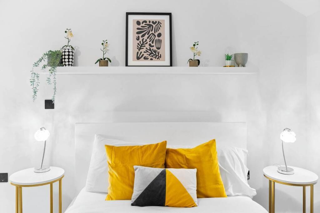 Stylish 2 Bedroom Apartment Close To Everything Birmingham Bagian luar foto